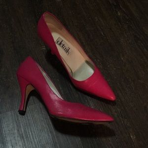 🎀🎀Hot pink heels 🎀🎀